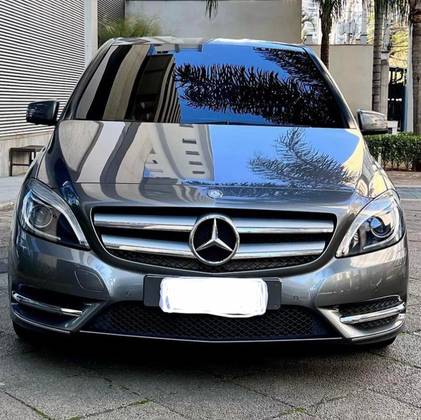 MERCEDES-BENZ B 200 1.6 SPORT TURBO GASOLINA 4P AUTOMÁTICO